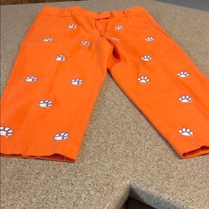 Pennington & Bailes Clemson Tiger capris.
